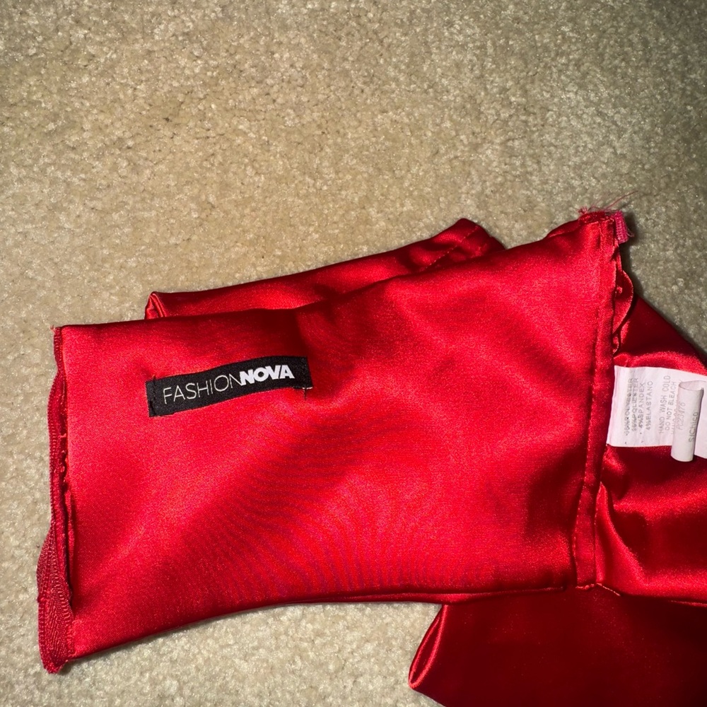 Fashion Nova Bold Red Satin Two Piece - Picture 6 of 6